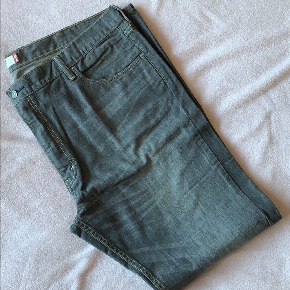 Mens Levi 527